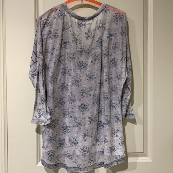 Gray and blue patterned t-shirt by Luv4Anouka - Picture 6 of 8